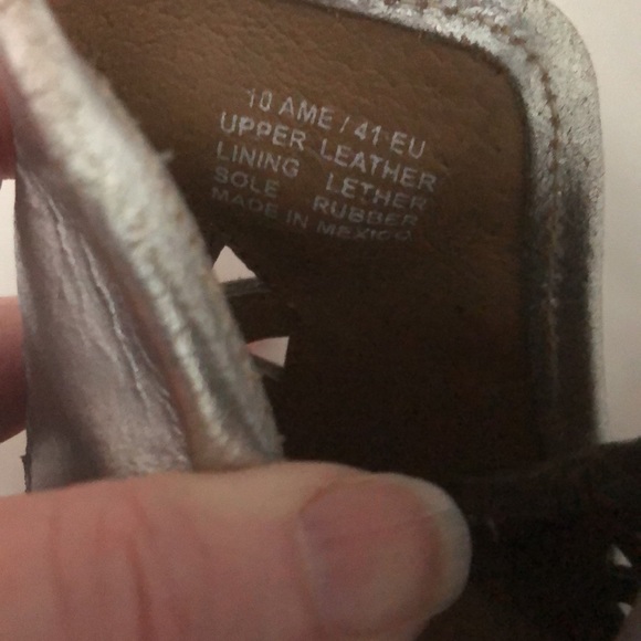 Anthropologie Musse & Cloud Silver Booties Sz 10 - Picture 11 of 12